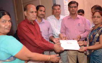 दक्ष प्रशिक्षकों को किया सम्मानित
