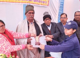 स्कूल में पुस्तकालय निर्माण के लिए भामाशाह ने की दो लाख रुपए की घोषणा
