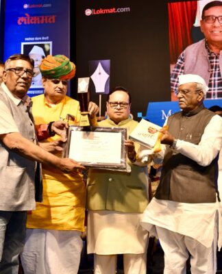 चूरू के बाल मुकुंद ओझा लोकमत पत्रकारिता पुरस्कार से सम्मानित