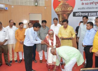 लोकतंत्र सेनानियों की बदौलत आज संविधान और लोकतंत्र जीवित है : मदन दिलावर