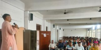 एनएमटी कॉलेज में गुरु वंदन कार्यक्रम हुआ