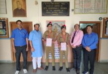 डीवीपी के कैडेट देवेंद्र और अनुश्री का किया सम्मान