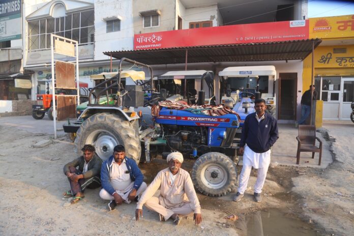 07_Kisaan Trector (2) Large