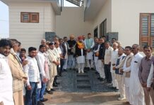 नवनियुक्त जिलाध्यक्ष का कांग्रेस कार्यकर्ताओं का अभिनंदन