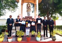 डीपीएस झुंझुनूं इंटर स्कूल एक्सटैम्परी स्पीच कंपीटीशन में विजेता