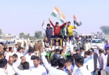 चूरू सांसद राहुल कस्वां का किसान ट्रैक्टर मार्च स्थगित, 100 से अधिक हिरासत में; वार्ता सफल, प्रतिनिधिमंडल जयपुर रवाना