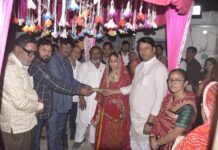 गंगा-जमुनी तहजीब की मिसाल! मुस्लिम भाइयों ने निभाया बहन की शादी में भाई का फर्ज, दिया ₹1,01,000 का कन्यादान!