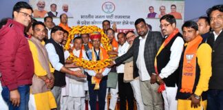 भाजपा प्रदेश कोषाध्यक्ष गुप्ता के चूरू पहुंचने पर किया भव्य स्वागत, विभिन्न सामाजिक संगठनों ने किया अभिनंदन