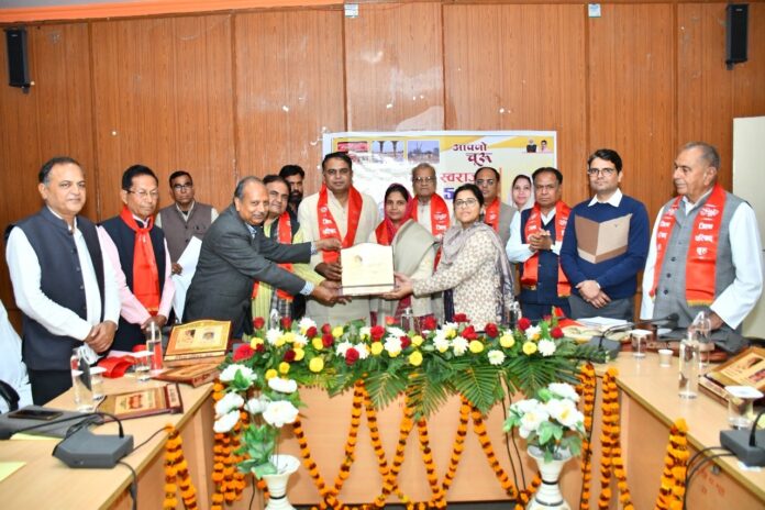 WhatsApp Image 2025-12-09 at 18.39.19 Large