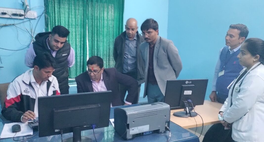 आंध्रप्रदेश के चिकित्सा सचिव ने सीएचसी सालासर का निरीक्षण किया