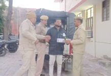 बाइक से शराब तस्करी करते युवक गिरफ्तार