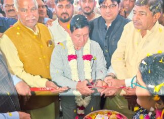 इस्लामपुर में सामुदायिक स्वास्थ्य केंद्र का विधायक राजेंद्र भांबू ने किया उद्घाटन