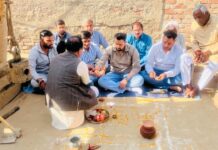 भाजपा युवा नेता मनीष दहिया ने ट्यूबवैल के निर्माण कार्य का किया शुभारंभ