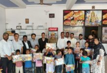 होटल में बैठकर झुग्गी के बच्चों ने देखा सपनों का संसार, सरला पाठशाला चिड़ावा के बच्चों के साथ मनाया गया रोटी डे