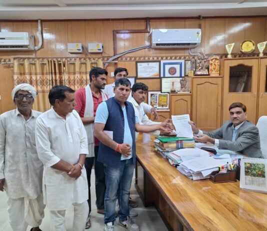 एमएसपी को लेकर राजेश पायलट किसान संगठन ने जिला कलेक्टर को सौंपा ज्ञापन