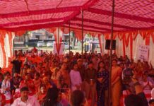 थानाधिकारी ने महिलाओं से संवाद कर दी अधिकारों की जानकारी