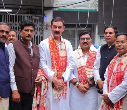 लगातार बढ़ रहा है कांग्रेस नेता एमडी चोपदार का कद