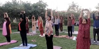 अंतरराष्ट्रीय महिला दिवस पर अग्रसेन नगर पार्क में योग व ध्यान सत्र आयोजित