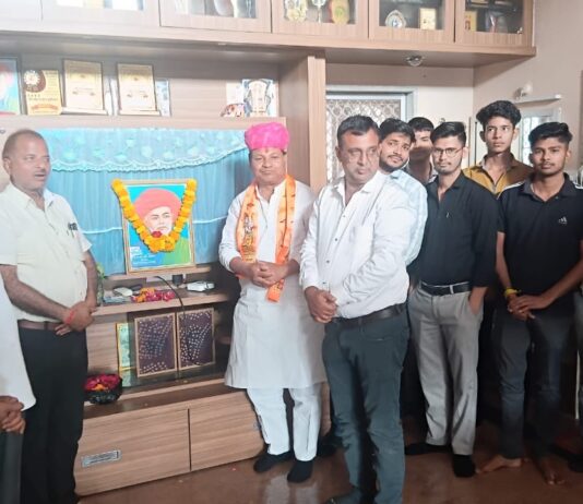 समाज सुधार के अग्रदूत को नमन: नवलगढ़ में गूंजा फुले विचारों का स्वर