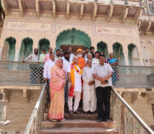 जोगेश्वर गर्ग ने कन्हैयालाल सेठिया की पैतृक हवेली का किया अवलोकन