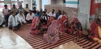 खिरोड़ में ‘घर वापसी’ का दावा: बालाजी मंदिर में पूजा-अर्चना कर कई परिवारों ने दोबारा अपनाई हिंदू परंपराएं