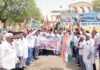 जनसमस्याओं को लेकर कांग्रेस का हल्लाबोल, झुंझुनूं में प्रदर्शन कर राज्यपाल के नाम सौंपा ज्ञापन