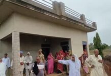 शराब के पैसों के विवाद में पत्नी की हत्या, शव बक्से में छिपाया