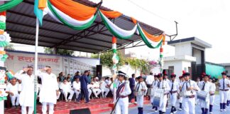 व्यापार मंडल शिक्षा समिति प्रांगण में हर्षोल्लास से मनाया गया 80वां स्वतंत्रता दिवस