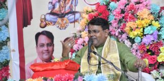 शिव-पार्वती विवाह प्रसंग से गूंजा शिव महापुराण कथा पंडाल