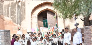 श्रीराम भवानी भारती विद्यालय में धूमधाम से निकली भव्य तिरंगा यात्रा