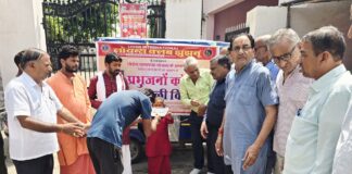 लॉयंस क्लब झुंझुनूं की अनूठी पहल, जरूरतमंदों को भोजन की थाली वितरित