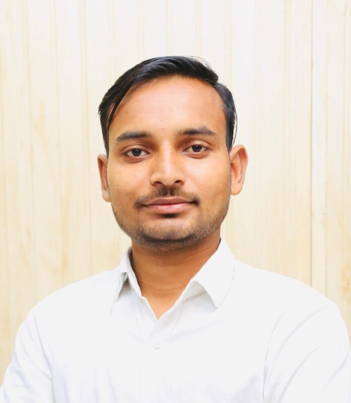 01_Naveen Large हनुमानगढ़ वार्ड 10 से विजेता नवीन बाकोलिया का स्वागत करते समर्थक