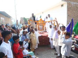 हनुमानगढ़ श्री पीरखाना मंदिर से निकली सालाना दीवान की भव्य शोभायात्रा