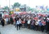 हनुमानगढ़ में 5-डे बैंकिंग की मांग पर बैंकर्स का प्रदर्शन, 28 से हड़ताल हनुमानगढ़ में 5-डे बैंकिंग की मांग को लेकर पंजाब नेशनल बैंक के बाहर प्रदर्शन करते बैंक कर्मचारी
