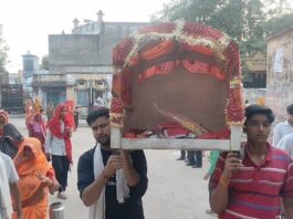 सिहोड़गढ़ में श्रीकृष्ण की भव्य झांकी के साथ निकली धार्मिक शोभायात्रा
