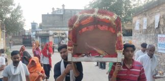 सिहोड़गढ़ में श्रीकृष्ण की भव्य झांकी के साथ निकली धार्मिक शोभायात्रा