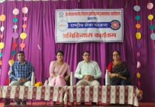 झुंझुनूं महिला महाविद्यालय में NSS अभिविन्यास कार्यक्रम के दौरान जागरूकता नाटक प्रस्तुत करती स्वयंसेविकाएं