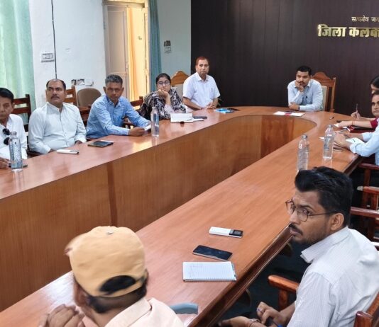 निकाय चुनाव 2026: चूरू में ईवीएम का द्वितीय रेंडमाइजेशन पूरा, अब बूथवार होगा आवंटन