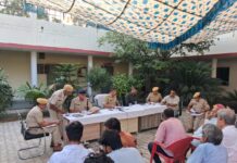 झुंझुनूं में एसपी कावेन्द्र सिंह सागर ने सुनीं जनशिकायतें, त्वरित निस्तारण के निर्देश