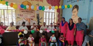सहजीपुरा में आंगन मिलन सेवा कार्यक्रम आयोजित हनुमानगढ़ के सहजीपुरा में आंगन मिलन सेवा कार्यक्रम के दौरान पोषण रंगोली और आंगनबाड़ी कार्यकर्ताओं का सम्मान