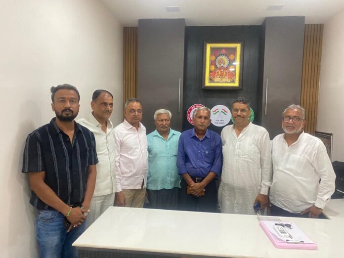 हनुमानगढ़ में महाराजा अग्रसेन जयंती की संयुक्त शोभायात्रा को लेकर अग्रोहा विकास समिति और अग्रवाल महासभा की बैठक