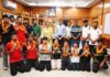 राज्य स्तरीय कराटे में झुंझुनूं का दमदार प्रदर्शन, 3 रजत और 7 कांस्य पदकों पर जमाया कब्जा झुंझुनूं के राज्य स्तरीय कराटे प्रतियोगिता में पदक विजेता खिलाड़ियों को जिला कलेक्टर डॉ. अरुण गर्ग ने सम्मानित किया