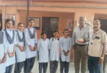 लाम्पी राजकीय विद्यालय में कन्या पूजन, बेटी बचाओ-बेटी पढ़ाओ का दिया संदेश